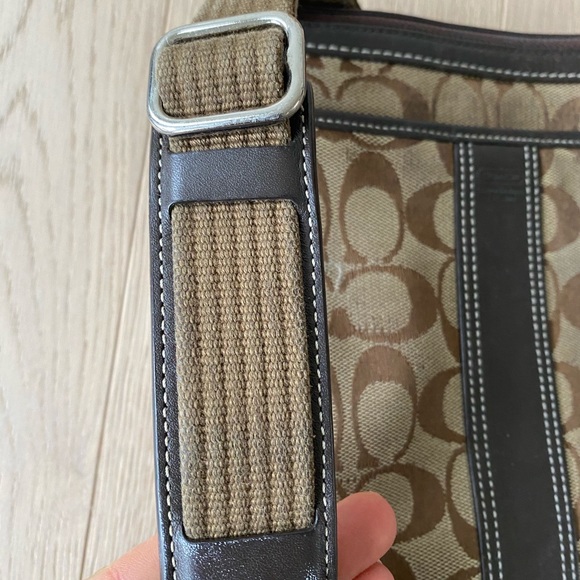 COACH brown swing bag purse - Picture 5 of 8